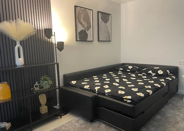 Apartment Near Old Town