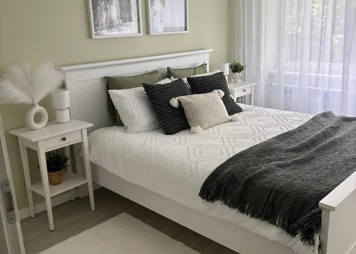 Near Old Town Appartement *